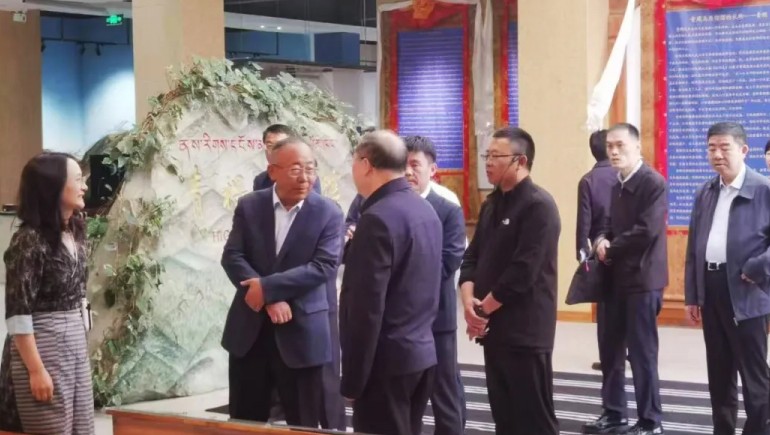 国度粮食和物资储蓄局刘焕鑫局长一行莅临2028·体育官网青稞参观调研